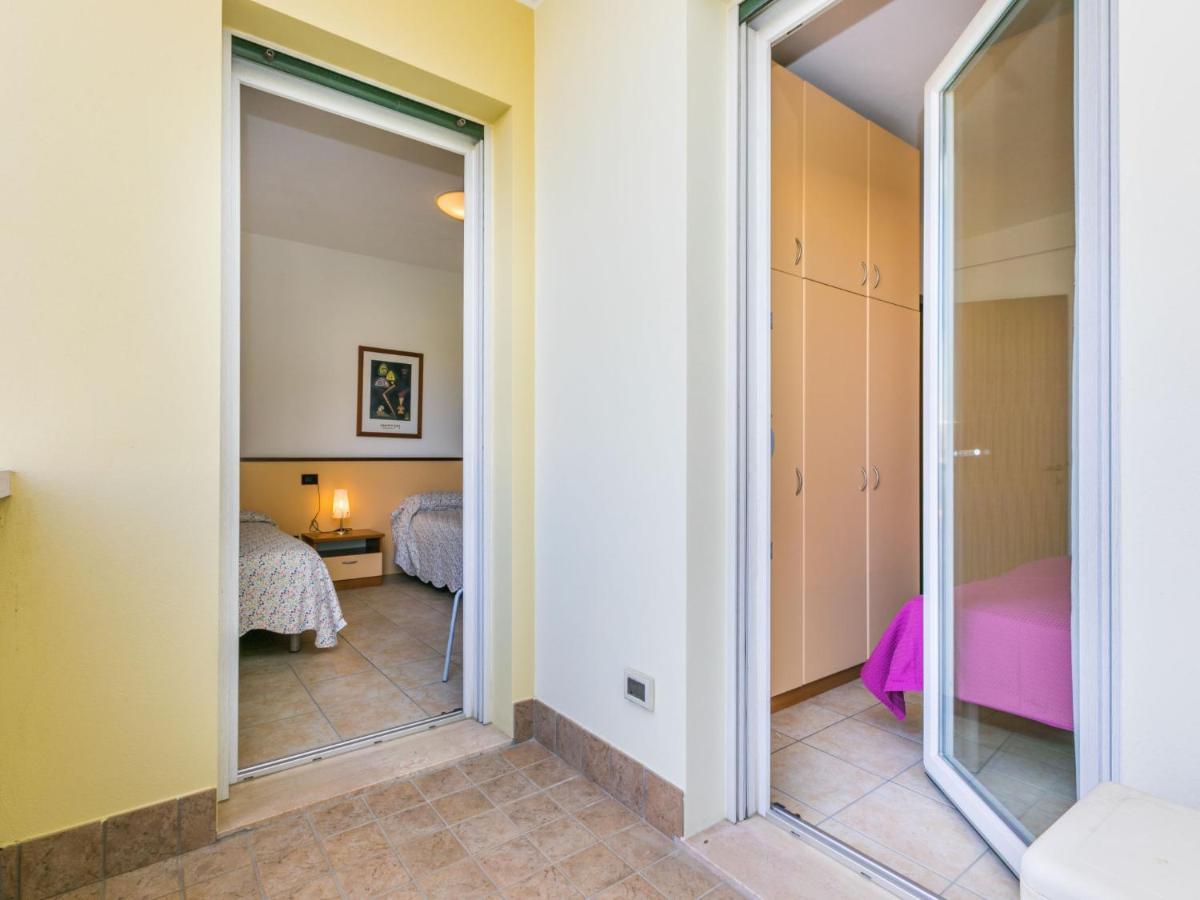 Apartment Robinia-Pinetine-4 By Interhome Duna Verde Exterior foto